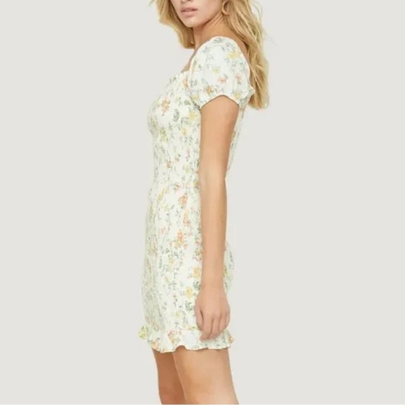 LOST + WANDER Big Escape Off The Shoulder Mini Dress in Pastel Floral Size Small - Picture 2 of 8